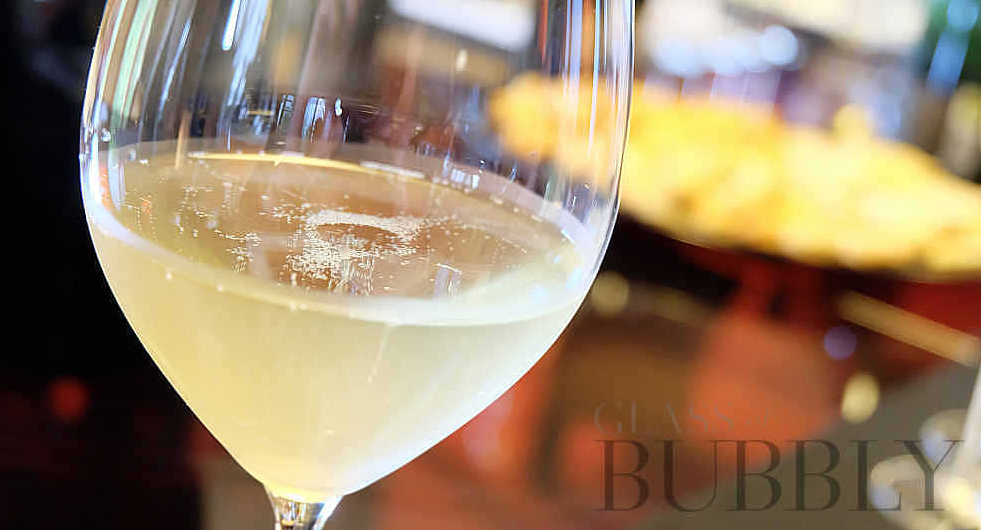 Glass of Bubbly - review